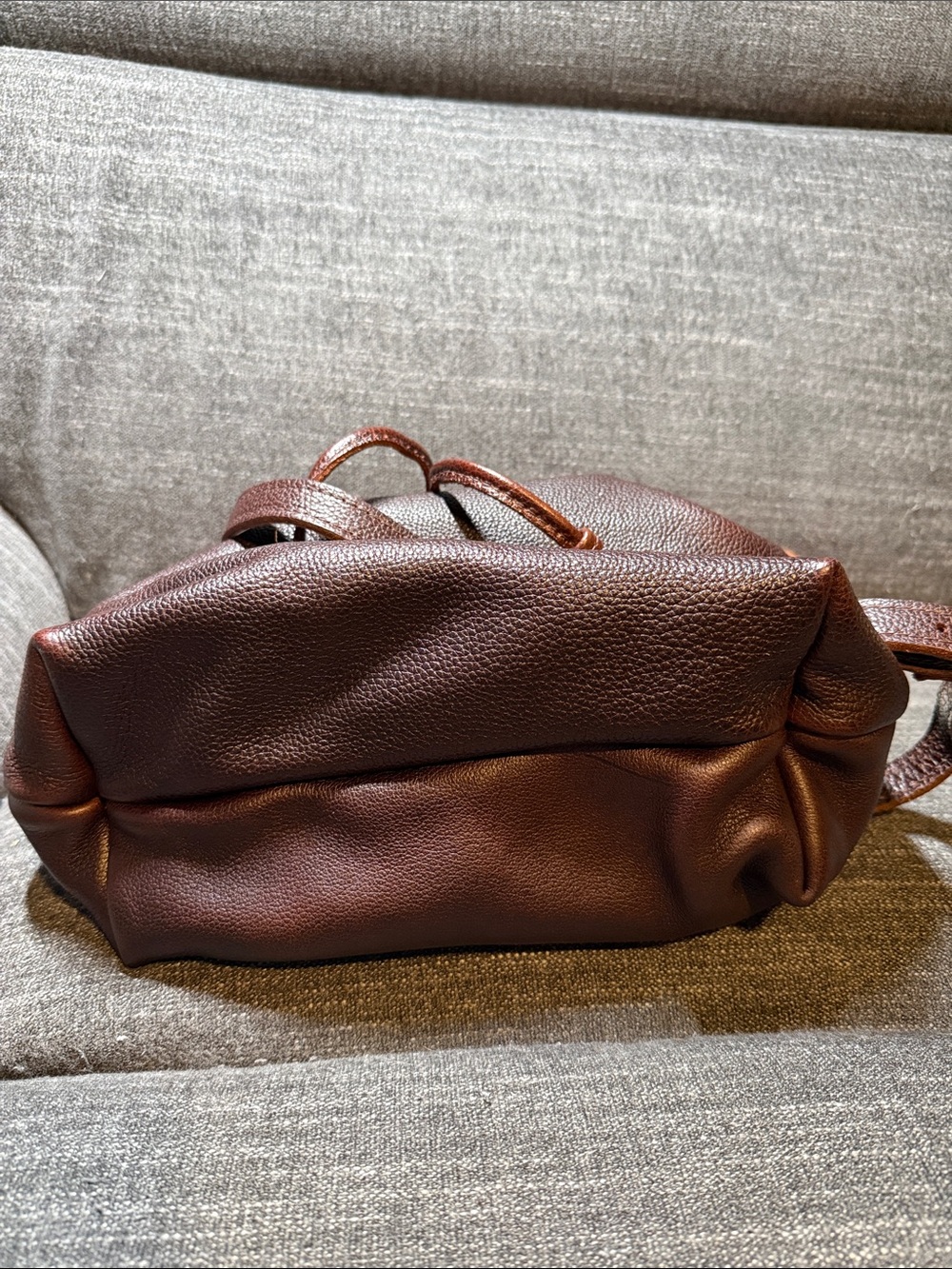 Portland Leather Large Drawstring Bucket Bag In Coldbrew - Picture 5 of 8